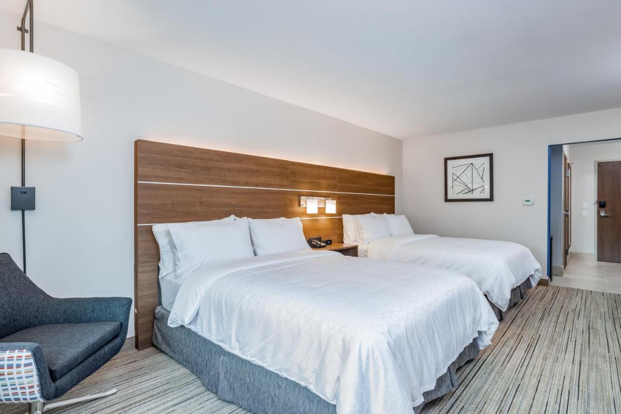 Holiday Inn Express & Suites - Elkhart North By Ihg Exteriör bild
